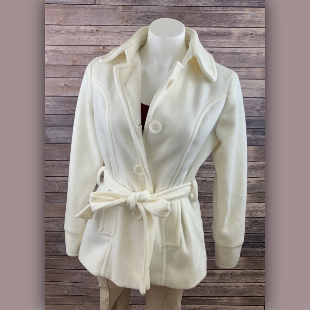B_envied White Belted Jacket with Pockets Size M